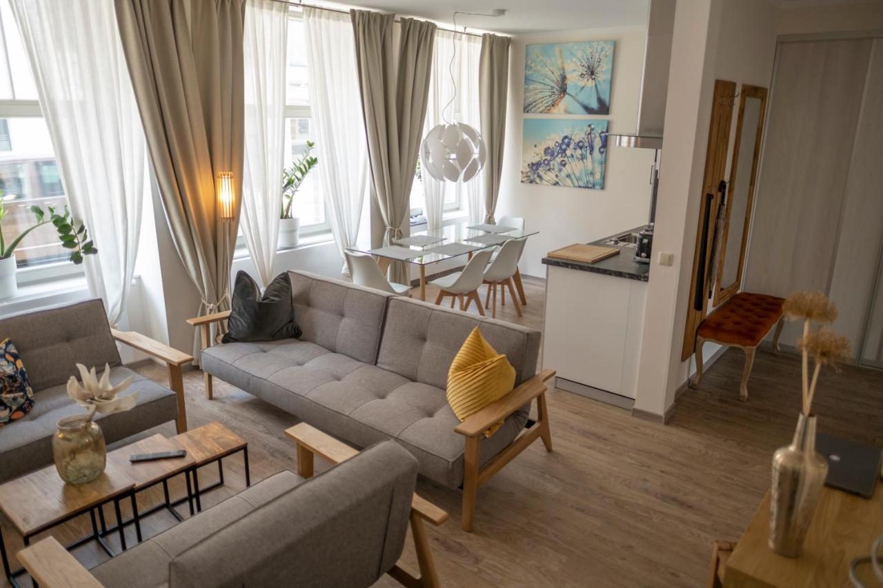 Apartments Zur Alten Konditorei ชเวียรีน ภายนอก รูปภาพ