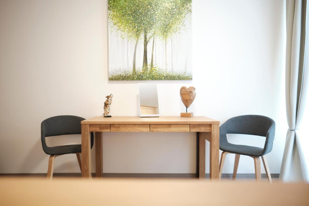 Apartments Zur Alten Konditorei ชเวียรีน ภายนอก รูปภาพ