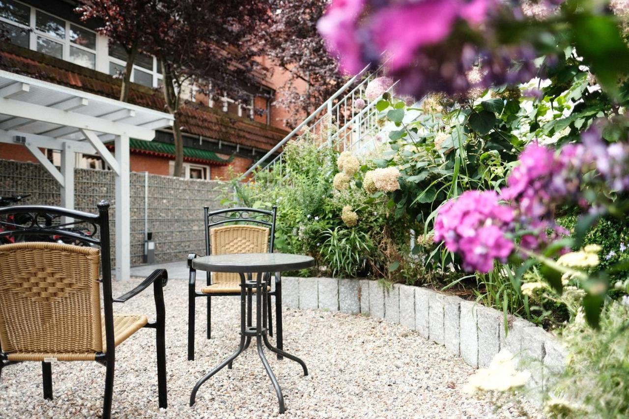 Apartments Zur Alten Konditorei ชเวียรีน ภายนอก รูปภาพ