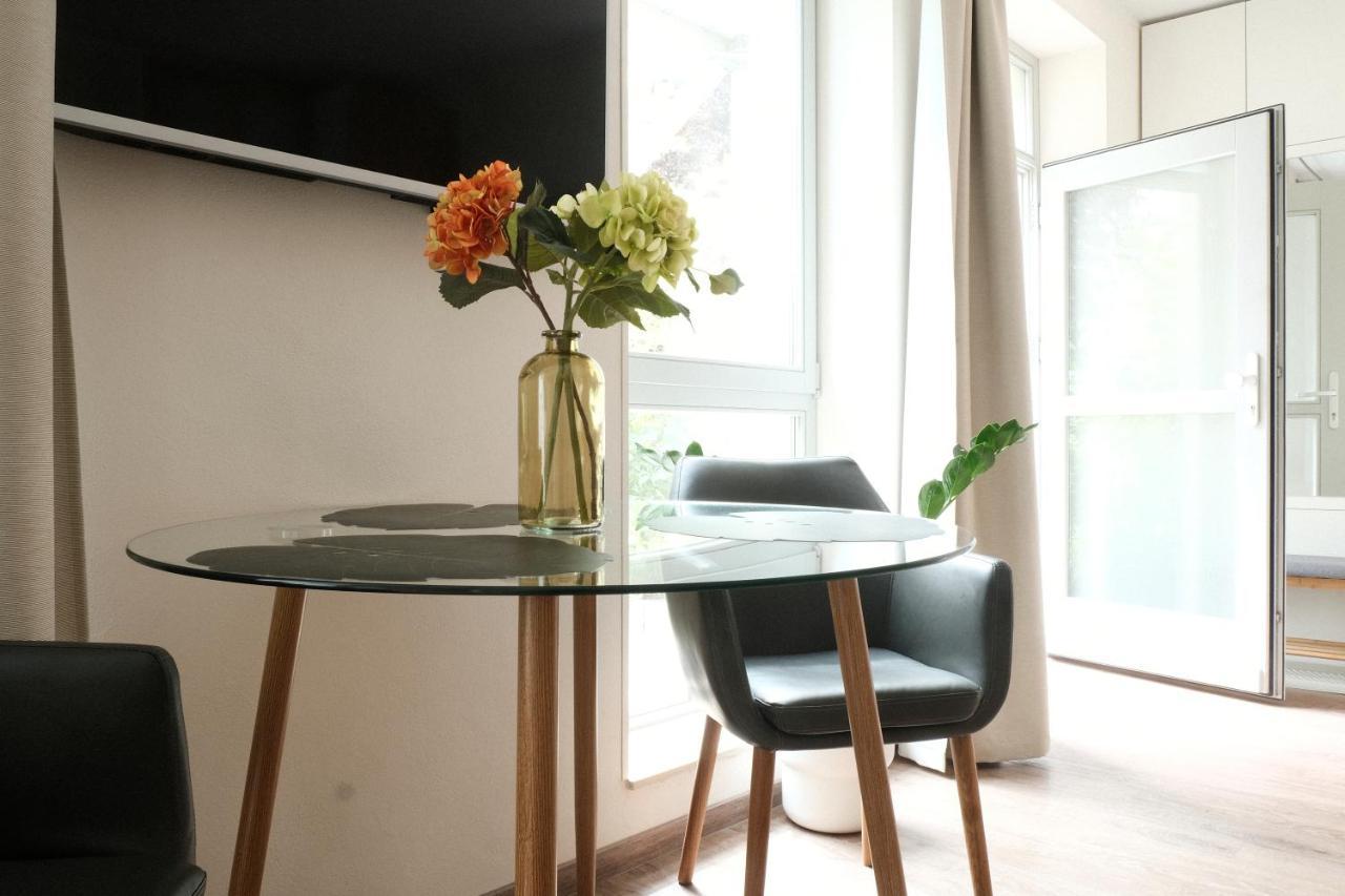 Apartments Zur Alten Konditorei ชเวียรีน ภายนอก รูปภาพ